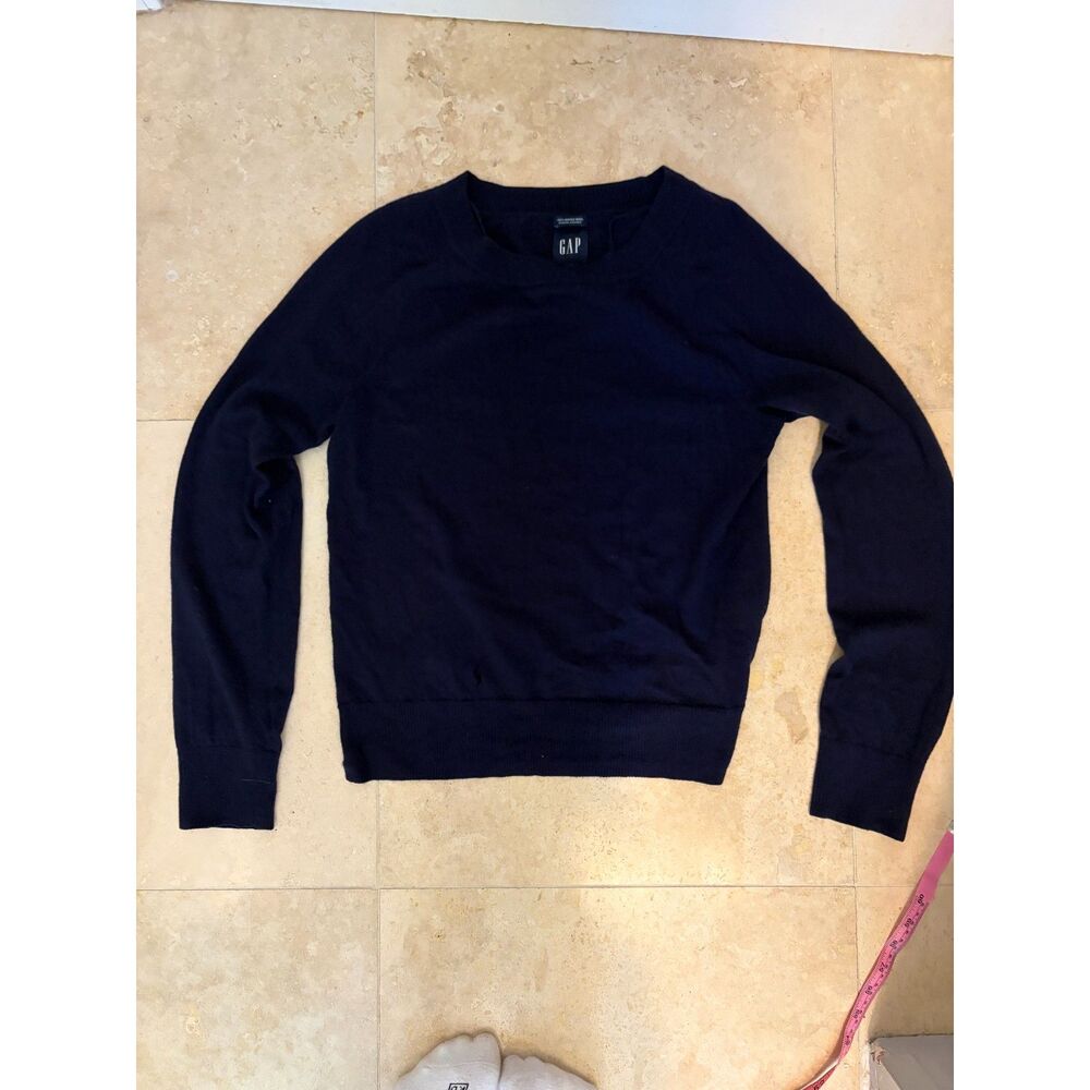 Gap 100% Merino Wool Crewneck Sweater Quiet Luxury Sz S